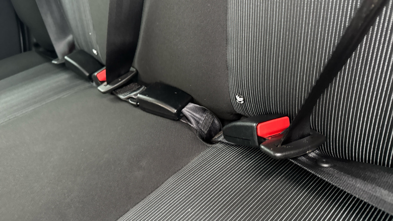 Renault Zoe 65kW i Dynamique Nav Rapid Charge 22kWh 5dr Auto Electric Hatchback